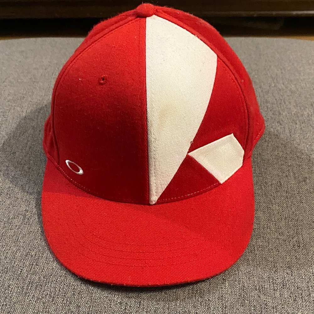 Oakley Red and White Fitted Cap 6 7/8-7 1/4